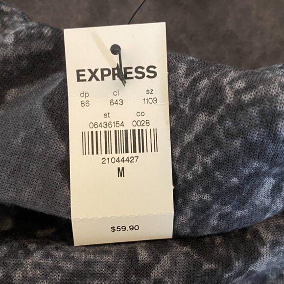 Express Snakeskin Print Off The Shoulder Fleece Sweatshirt NWT Medium - Picture 9 of 10